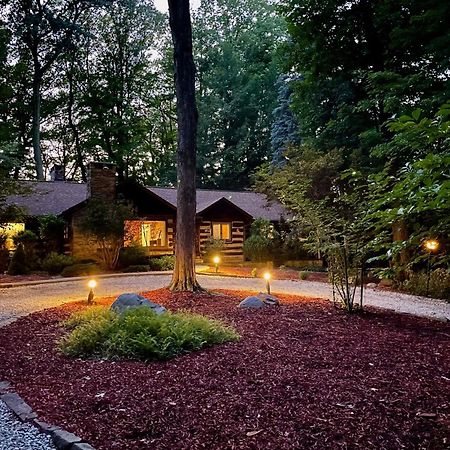 Log Cabin - Natures Oasis - Fire Pit & Gazebo Cleveland Kültér fotó